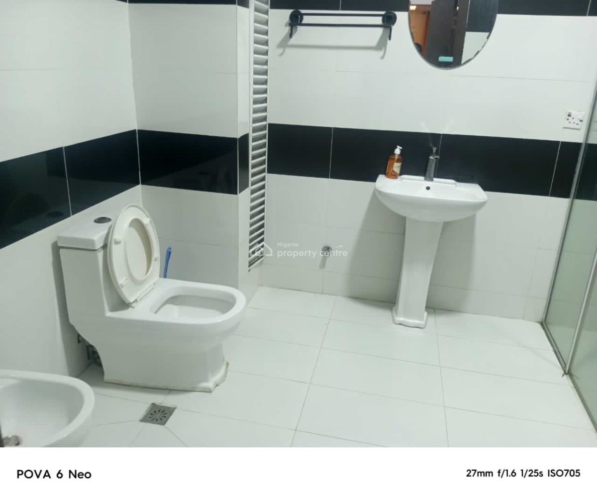Luxury 2 Bedroom Apartment, Water View, Right, Lekki Phase 1, Lekki, Lagos, Flat / Apartment Short Let