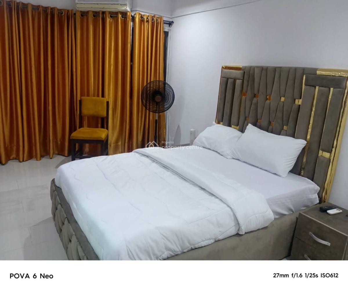 Luxury 2 Bedroom Apartment, Water View, Right, Lekki Phase 1, Lekki, Lagos, Flat / Apartment Short Let