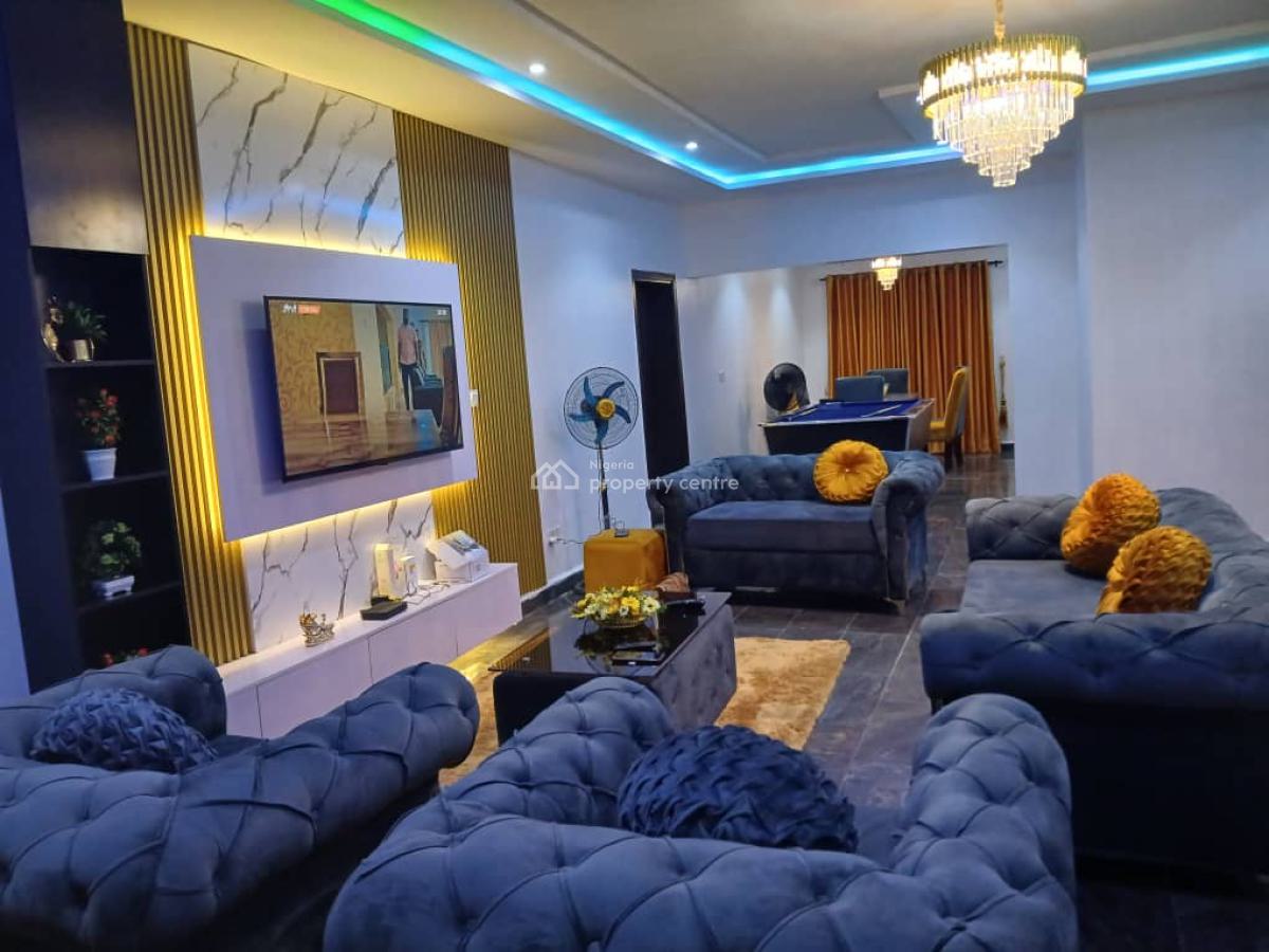 Luxury 2 Bedroom Apartment, Water View, Right, Lekki Phase 1, Lekki, Lagos, Flat / Apartment Short Let