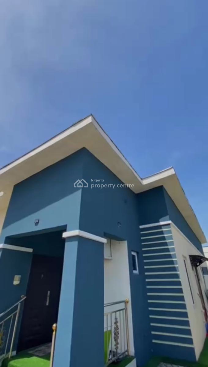 Furnished 3 Bedroom with Swimming Pool, Vantage Court in Richland Gardens, Bogije, Ibeju Lekki, Lagos, Detached Bungalow for Rent