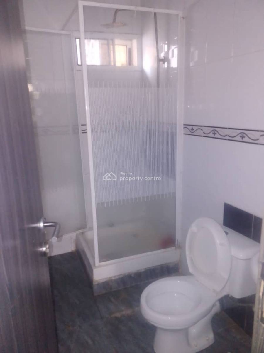 Spacious 2bedroom, New Road Alpha Beach, Lekki, Lagos, Flat / Apartment for Rent