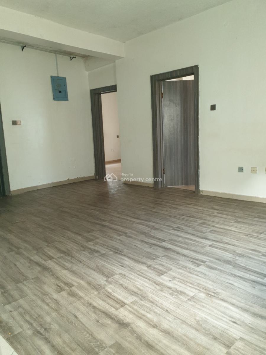 Spacious 2bedroom, New Road Alpha Beach, Lekki, Lagos, Flat / Apartment for Rent