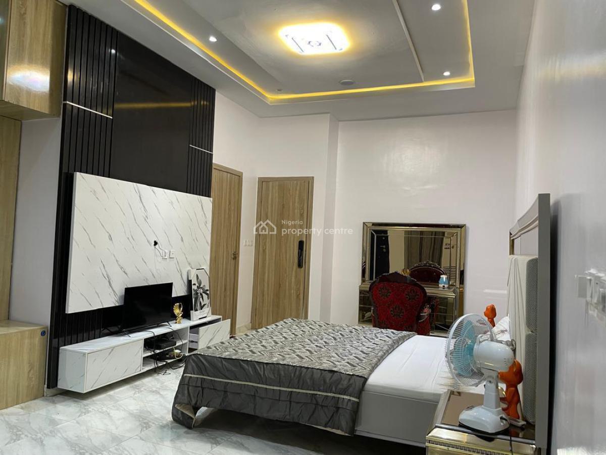 Oma Tastefully Furnished 4bedroom Self Compound Apartment, Royalpine Estate, Orchid, Lekki, Lagos, Flat / Apartment Short Let