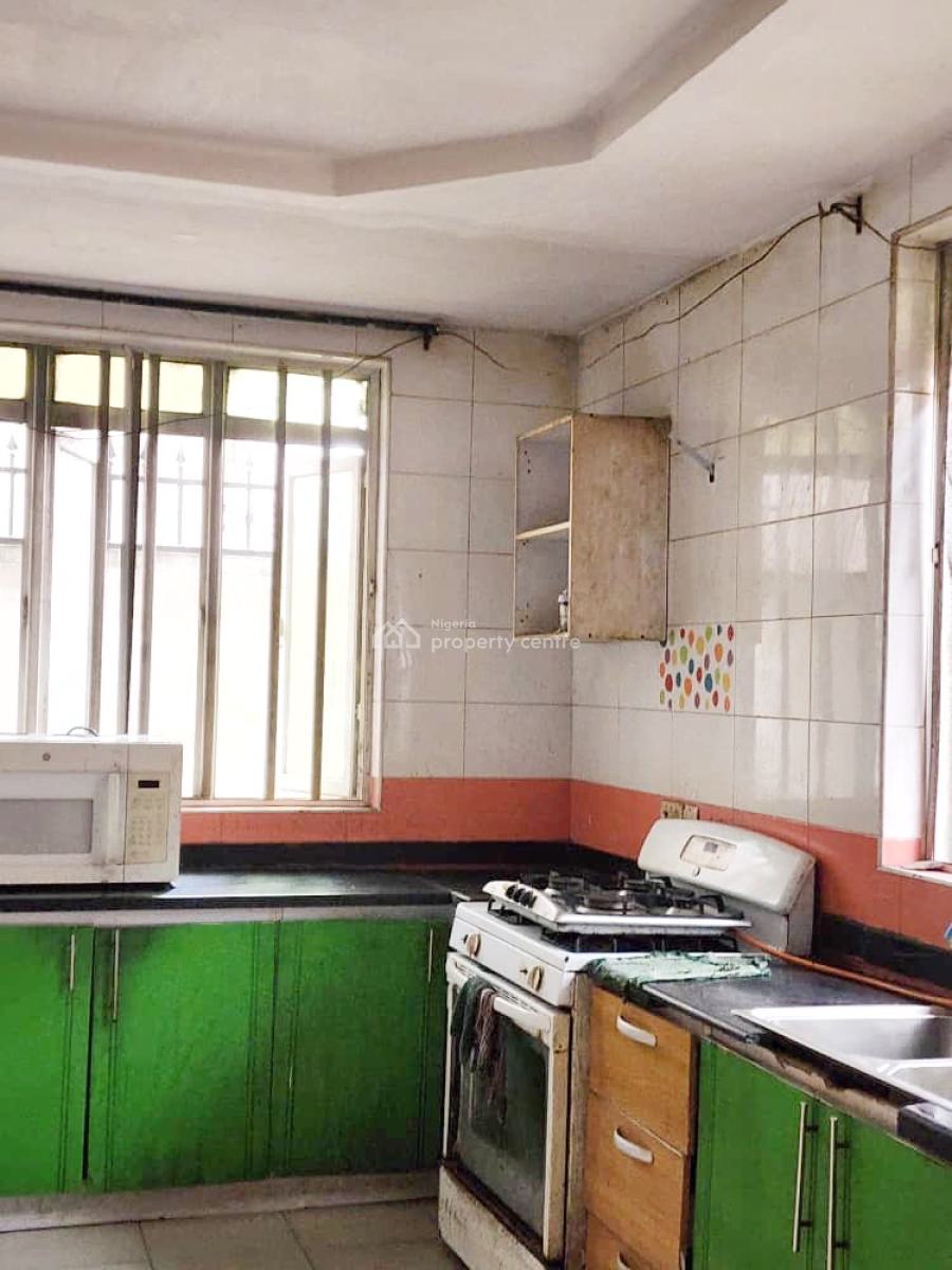 a Well Maintained Spacious 5 Bedroom Fully Detached Duplex, Omole Phase 2, Ikeja, Lagos, Detached Duplex for Rent