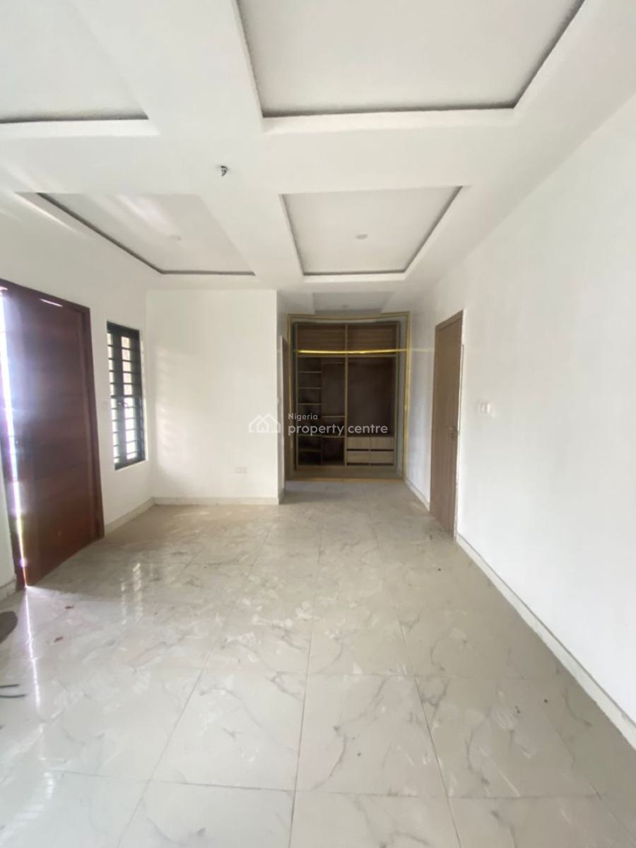 Stunning 4 Bedroom Semi-detached Duplex in a Security Tight Estate, Chevron, Lekki, Lagos, Semi-detached Duplex for Rent