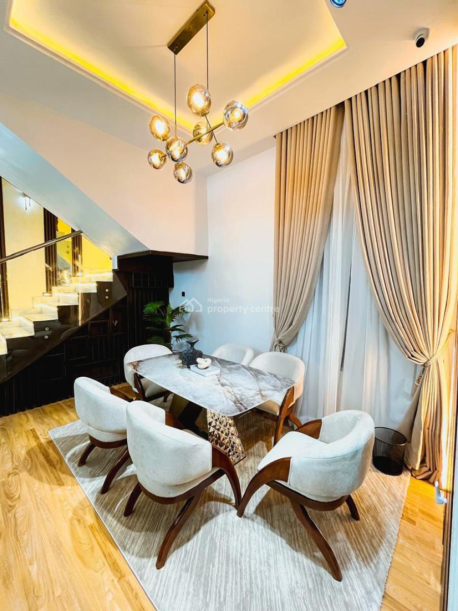 Perinni Luxurious and Stunning 5bedroom Apartment, Gra Phase 2, Magodo, Lagos, Flat / Apartment Short Let