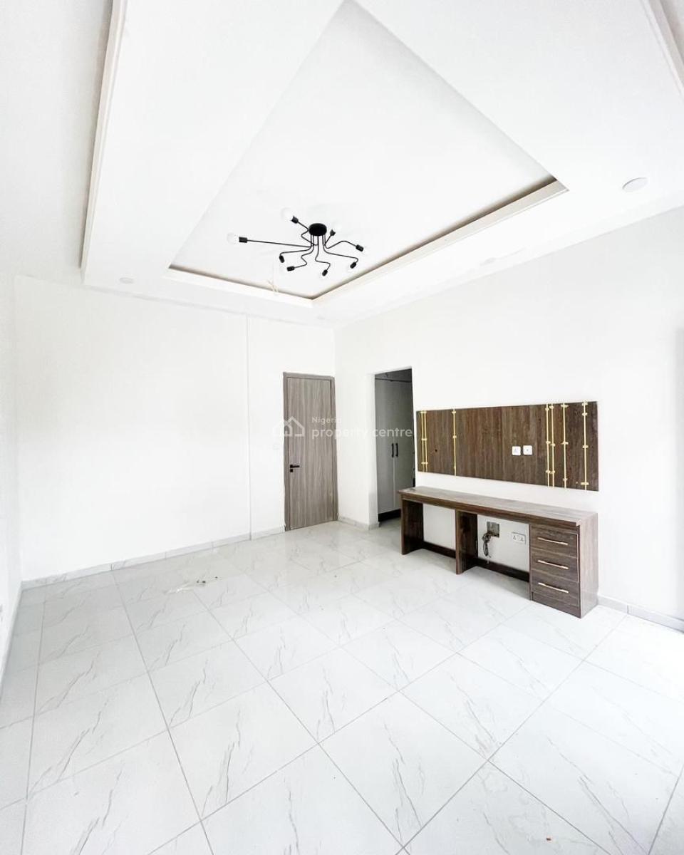 4 Bedroom Semi-detached  Duplex with Bq for Sa Le (secondary Sa Le), Ikate, Ikate, Lekki, Lagos, Detached Duplex for Sale