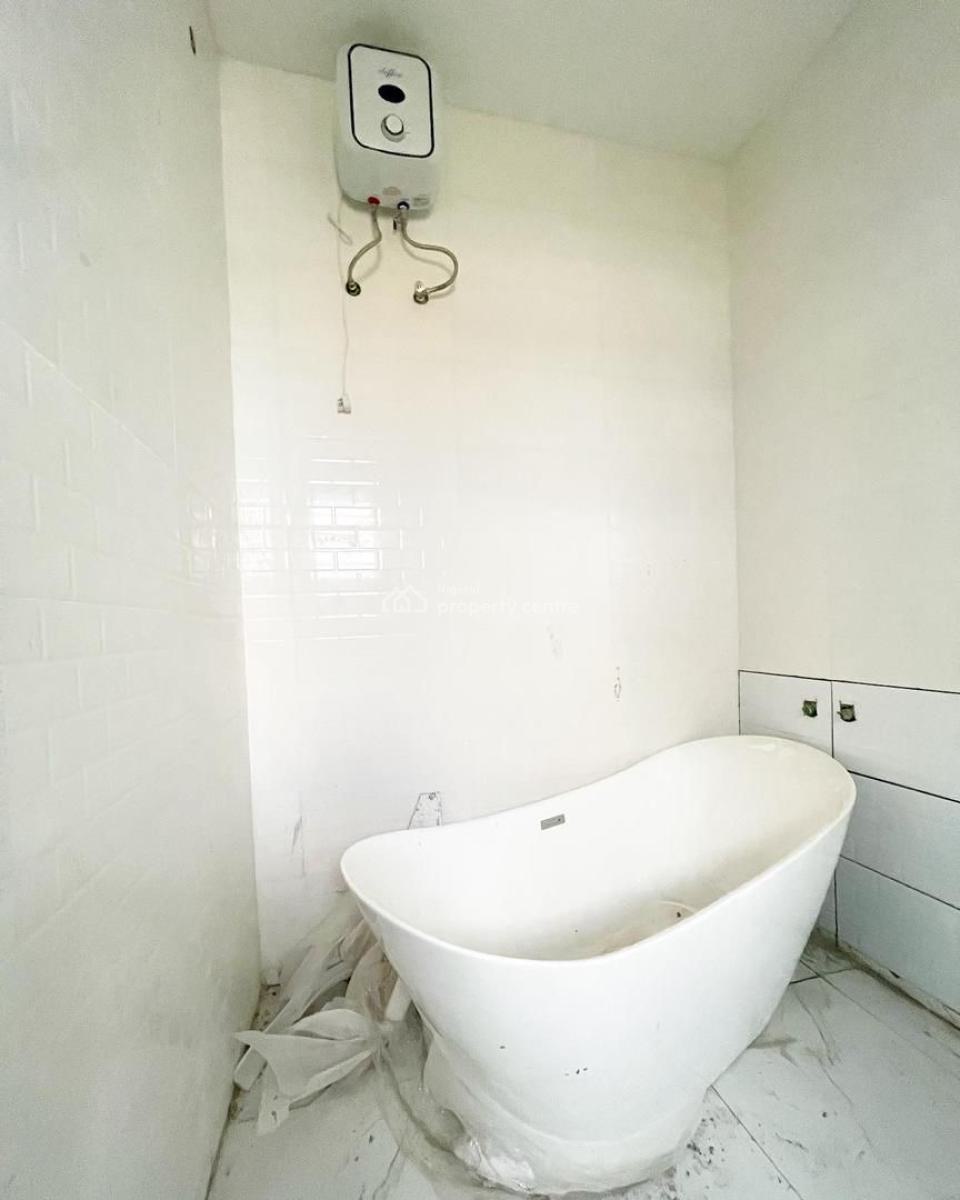 4 Bedroom Semi-detached  Duplex with Bq for Sa Le (secondary Sa Le), Ikate, Ikate, Lekki, Lagos, Detached Duplex for Sale