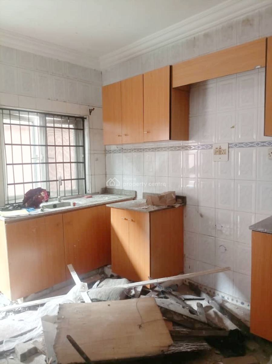 Luxury 4 Bedroom Semi Detached House, Gra Phase 2, Magodo, Lagos, Semi-detached Duplex for Rent