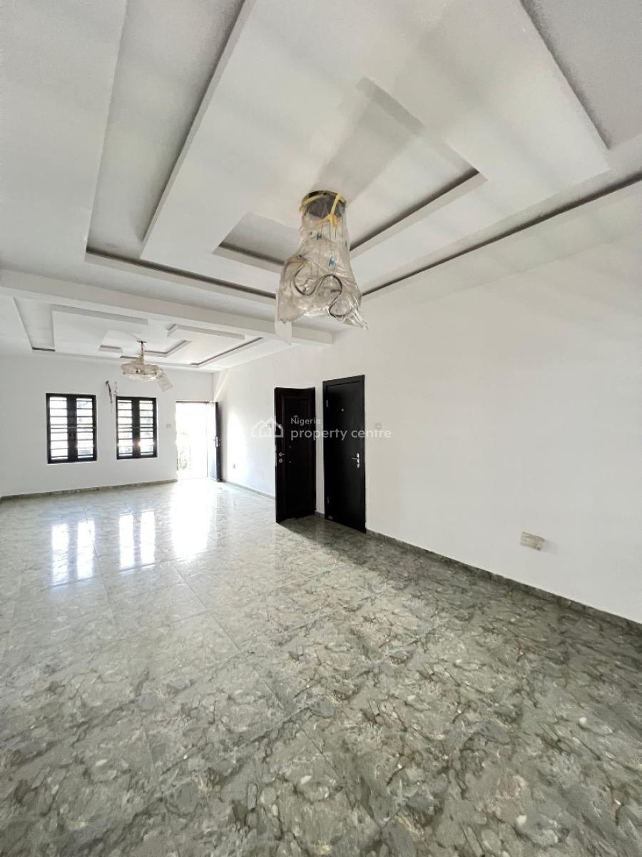 Well Built 3 Bedroom Apartment with a Bq in a Gated Secured Estate, Lekki Phase 1, Lekki, Lagos, Flat / Apartment for Sale