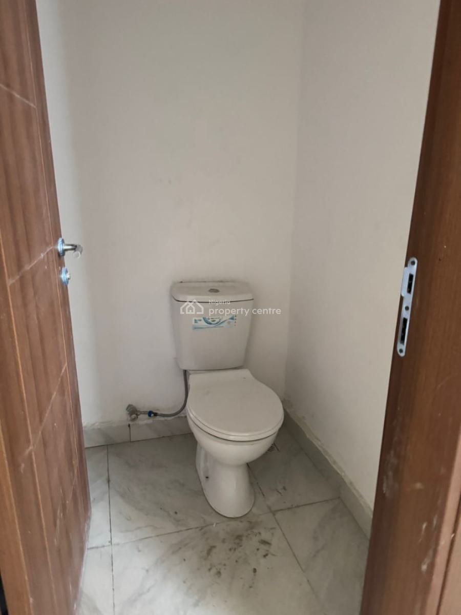 2bedroom Flat Available, Off Freedom Way, Lekki, Lagos, Flat / Apartment for Rent
