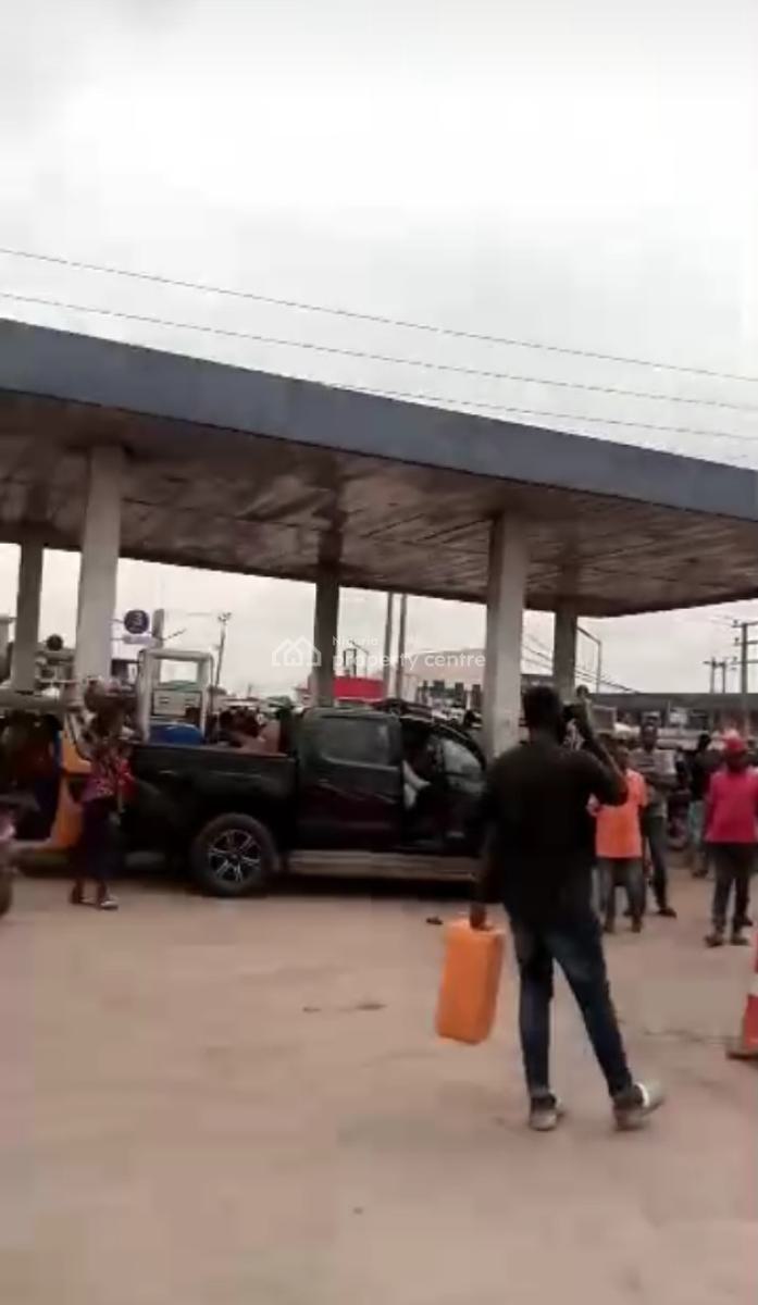 Filling Station at Odogunyan  5 Underground Tank 45 Thousand, Odo, Odogunyan, Ikorodu, Lagos, Filling Station for Sale