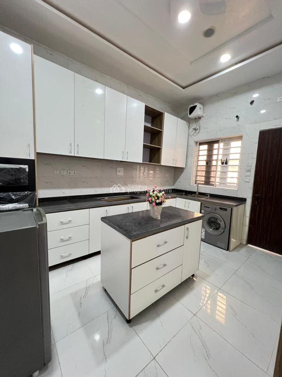 Spacious Massive Luxury 4bedroom Terrace Duplex Apartments, Secure Minestate Ikate Lagos, Lekki Phase 1, Lekki, Lagos, Terraced Duplex for Sale