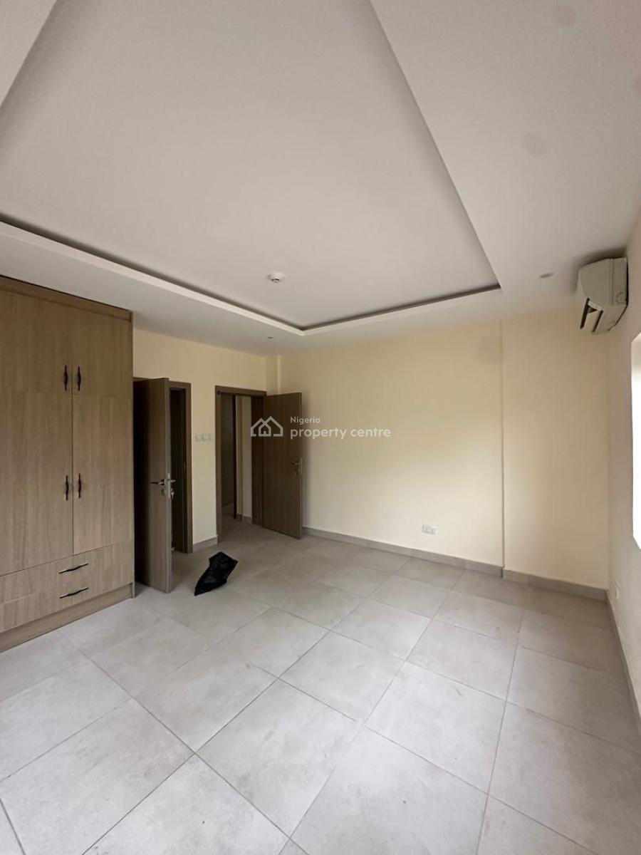 Exclusive 3 Bedroom Apartments with a Room Bq, Swimming Pool, Old Ikoyi, Ikoyi, Lagos, Flat / Apartment for Rent