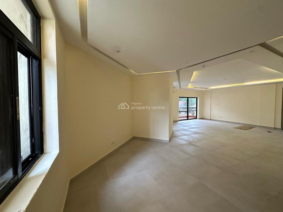 Exclusive 3 Bedroom Apartments with a Room Bq, Swimming Pool, Old Ikoyi, Ikoyi, Lagos, Flat / Apartment for Rent