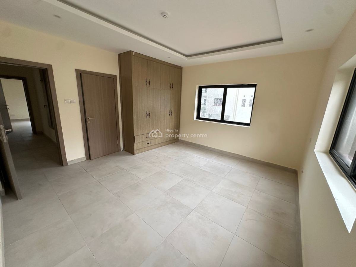 Exclusive 3 Bedroom Apartments with a Room Bq, Swimming Pool, Old Ikoyi, Ikoyi, Lagos, Flat / Apartment for Rent
