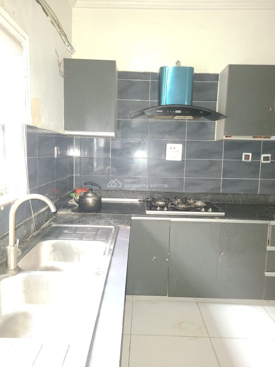 Sharp and Spacious Shared Apartment, Mobile Road, Ajah, Lagos, Flat / Apartment for Rent