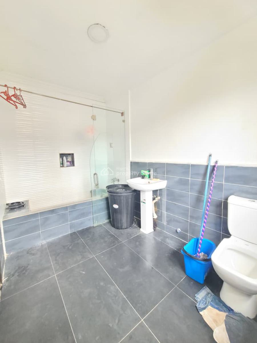 Sharp and Spacious Shared Apartment, Mobile Road, Ajah, Lagos, Flat / Apartment for Rent