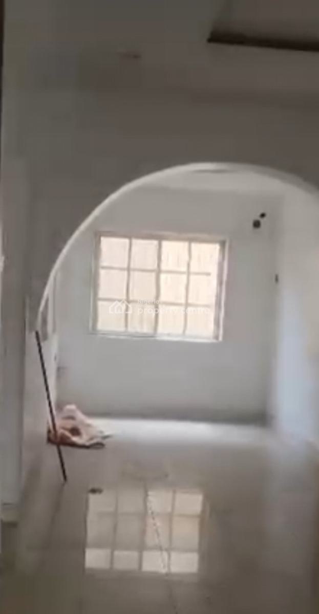 2 Bedroom Flat with All Rooms Ensuite + Guest Toilet., Ajoa Estate, Anthony, Maryland, Lagos, Flat / Apartment for Rent