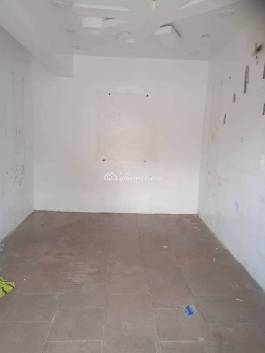 Spacious Bq, Lekki, Lekki, Lagos, Self Contain (single Rooms) for Rent