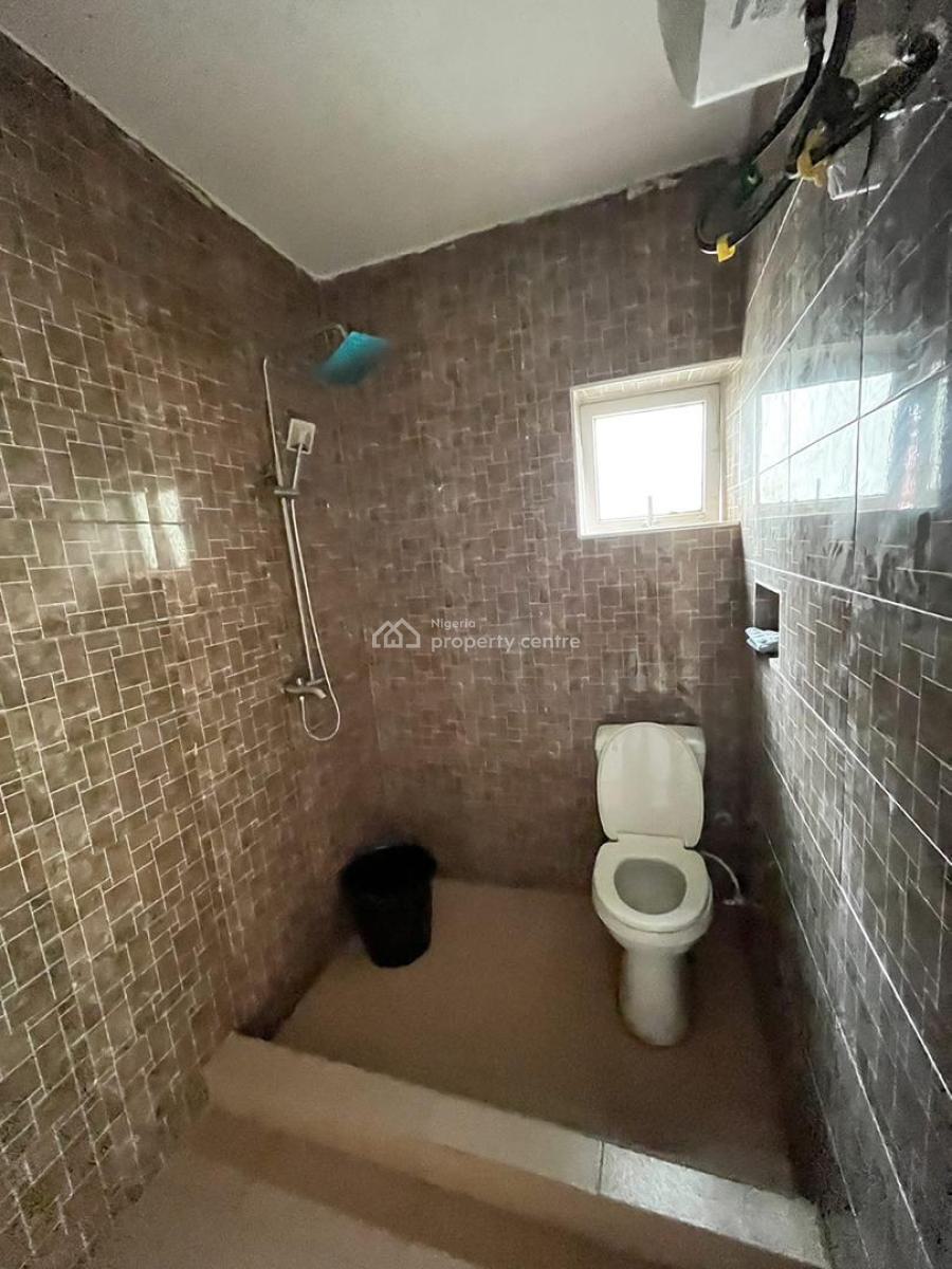 Executive 3bedroom Well Finished Apartment, Arepo, Close to Ikeja, Ojodu Berger, Ojodu, Lagos, Flat / Apartment for Sale