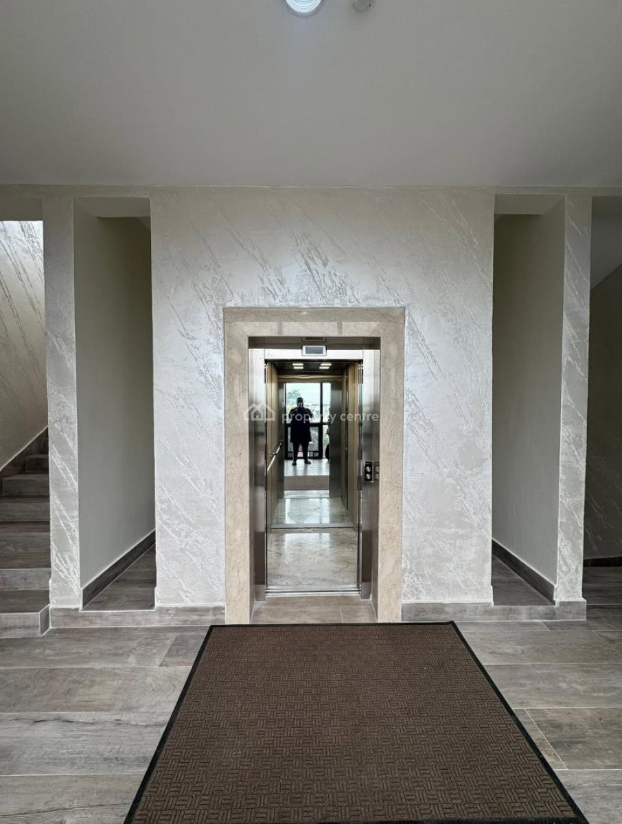 3 Bedroom Apartment, Lekki Phase 1, Lekki, Lagos, Flat / Apartment for Rent