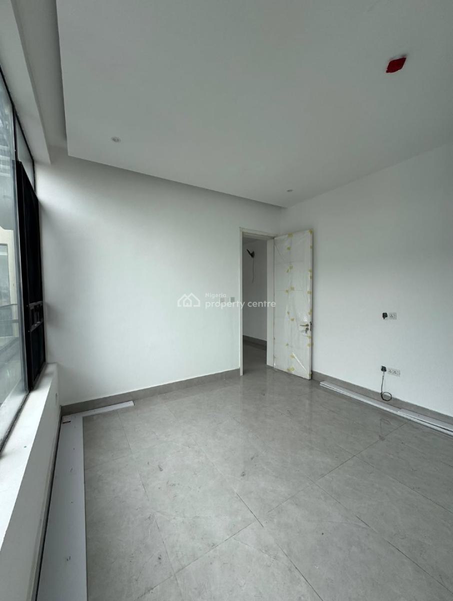 3 Bedroom Apartment, Lekki Phase 1, Lekki, Lagos, Flat / Apartment for Rent