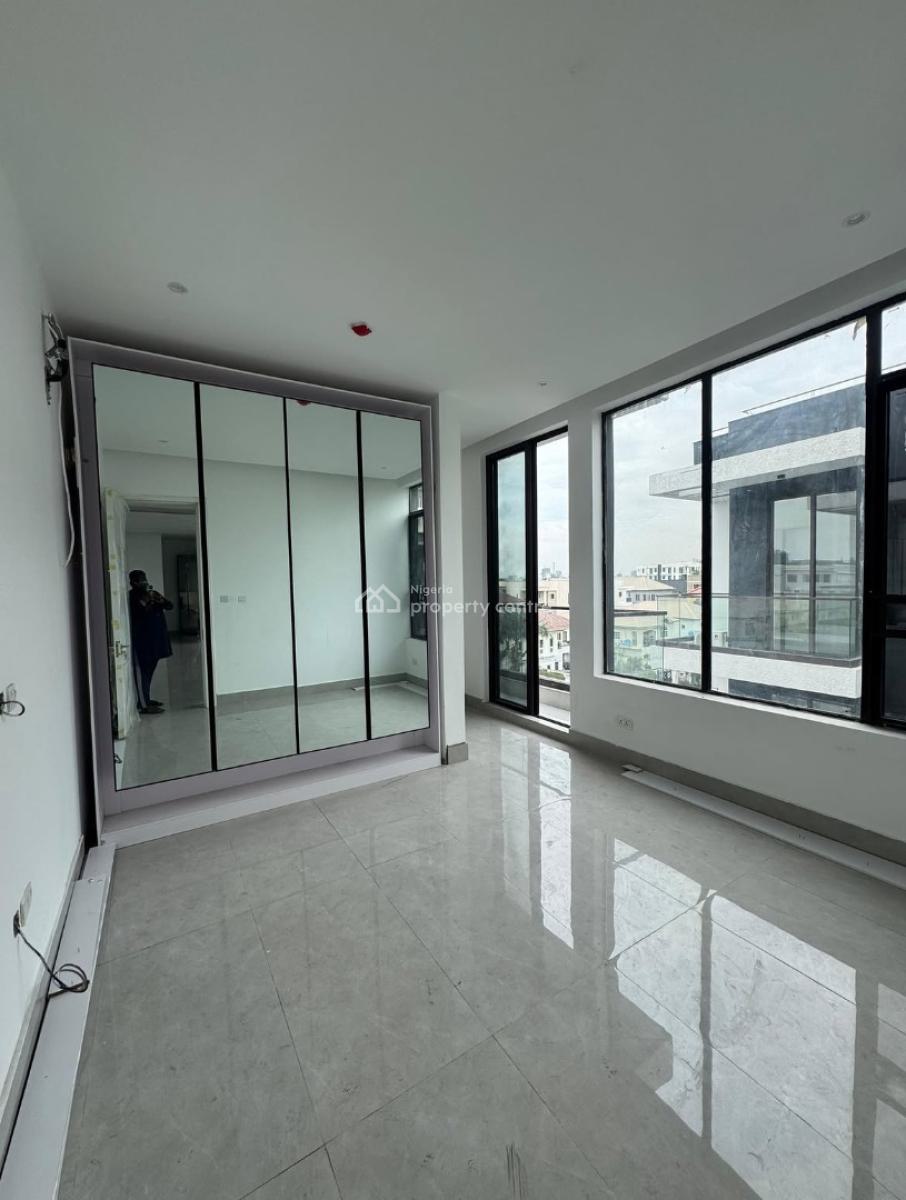 3 Bedroom Apartment, Lekki Phase 1, Lekki, Lagos, Flat / Apartment for Rent