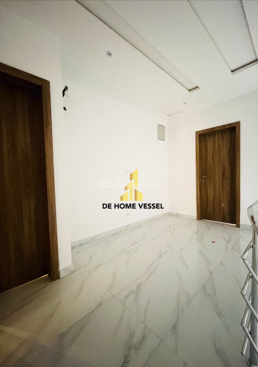 Decently Built 4 Bed Semi-detached Duplex with Bq, Ajah, Lagos, Semi-detached Duplex for Sale