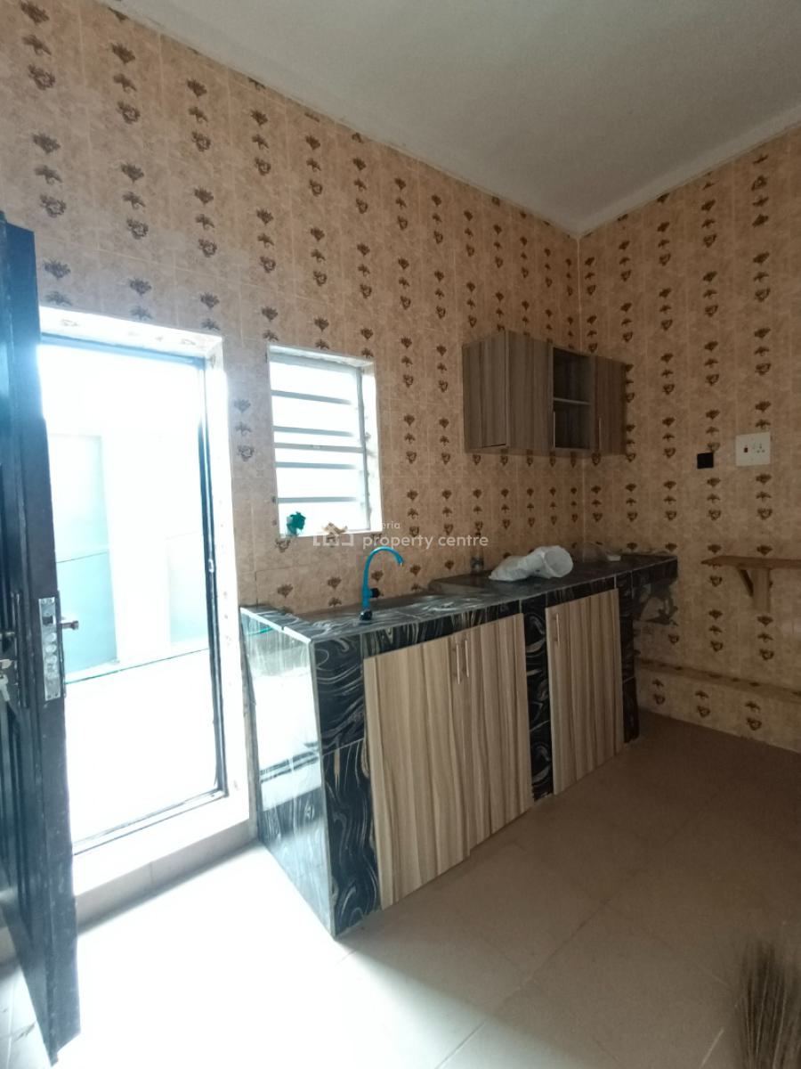 Nicely Built 2bedroom Flat with Sweet Modern Facilities, Olusoji Estate, Oluyole, Ibadan, Ibadan, Oyo, Flat / Apartment for Rent