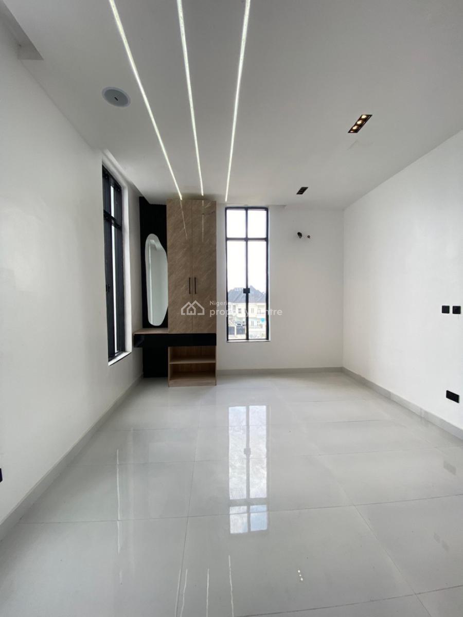 5 Bedroom Fully Detached Duplex with Pool, Kitchenette Bar & Penthouse, Hampton Lake, Lekki, Lagos, Detached Duplex for Sale