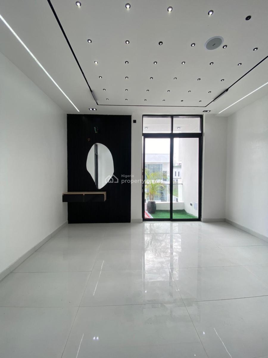 5 Bedroom Fully Detached Duplex with Pool, Kitchenette Bar & Penthouse, Hampton Lake, Lekki, Lagos, Detached Duplex for Sale