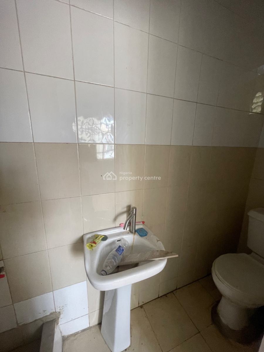 a Room Bq, Oba Elegushi Housing Estate Ilaje Ajah, Lekki, Lagos, Self Contain (single Rooms) for Rent