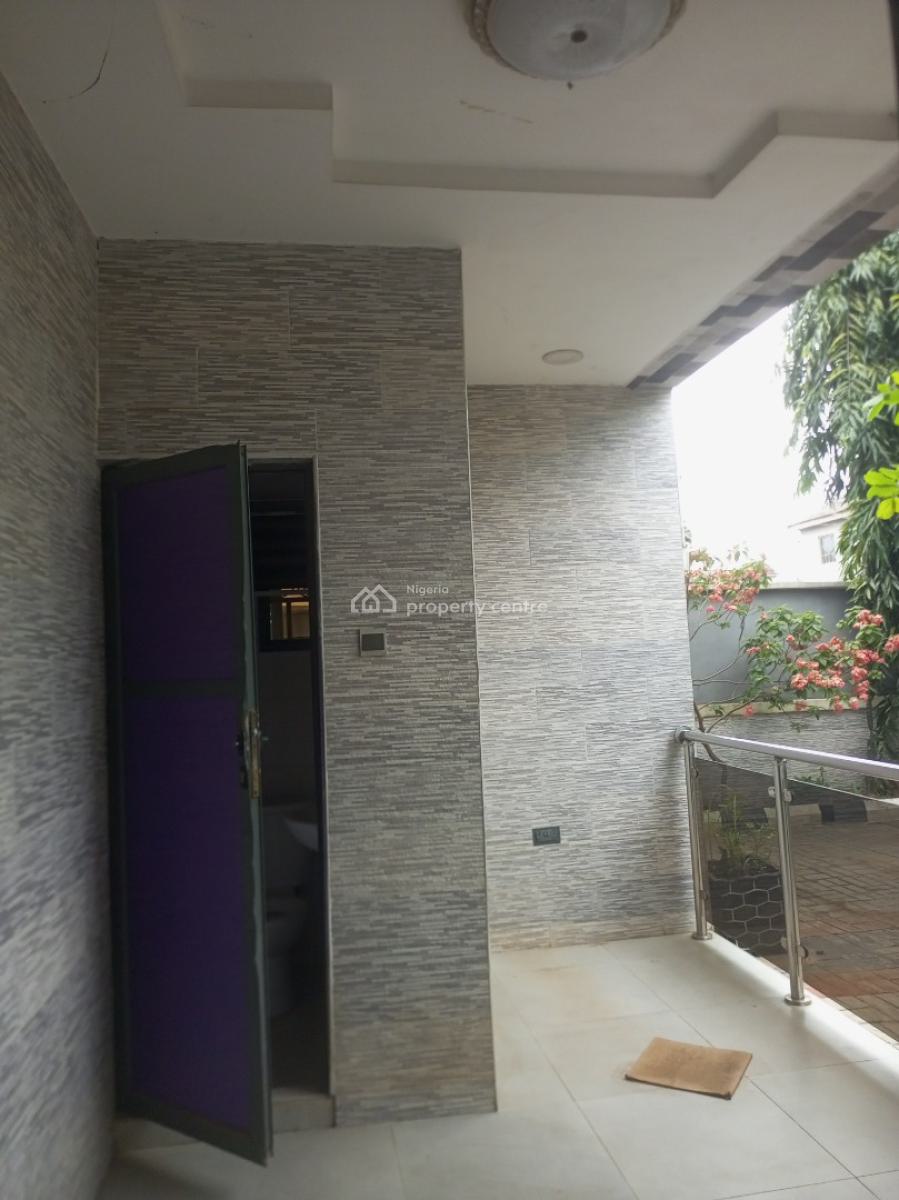 Luxury 4 Bedroom Duplex, Bucknor Estate Jakande Axis, Isolo, Lagos, Terraced Duplex for Sale
