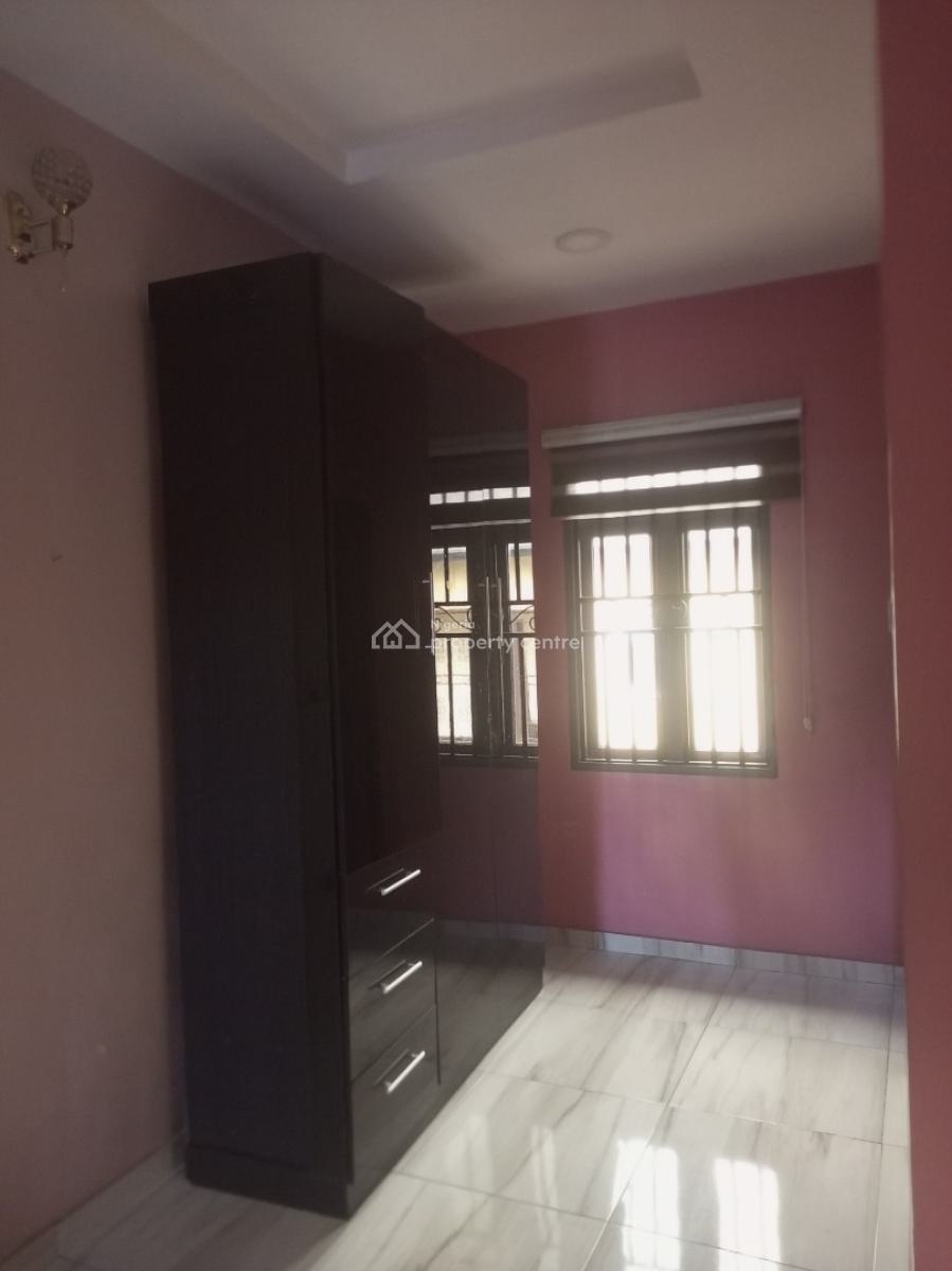 Luxury 4 Bedroom Duplex, Bucknor Estate Jakande Axis, Isolo, Lagos, Terraced Duplex for Sale