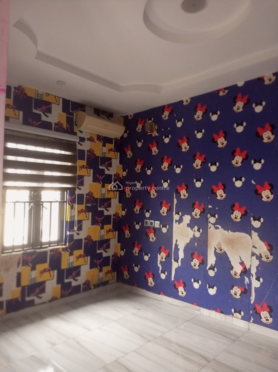 Luxury 4 Bedroom Duplex, Bucknor Estate Jakande Axis, Isolo, Lagos, Terraced Duplex for Sale