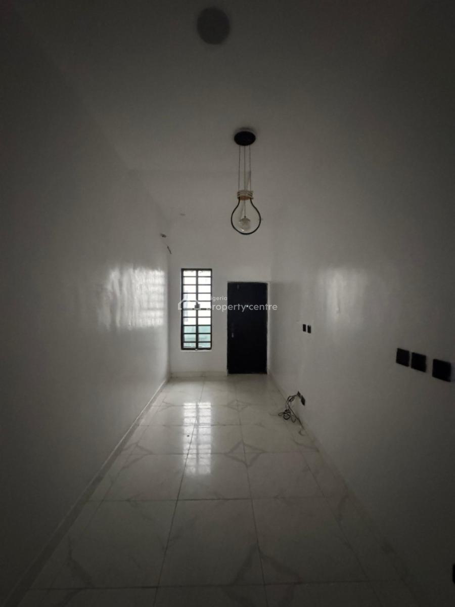 Lovely 4 Bedroom Detached Duplex Within an Estate +spacious Compoud, Chevron Toll Gate, Orchid Road, Lekki, Lagos, Detached Duplex for Sale