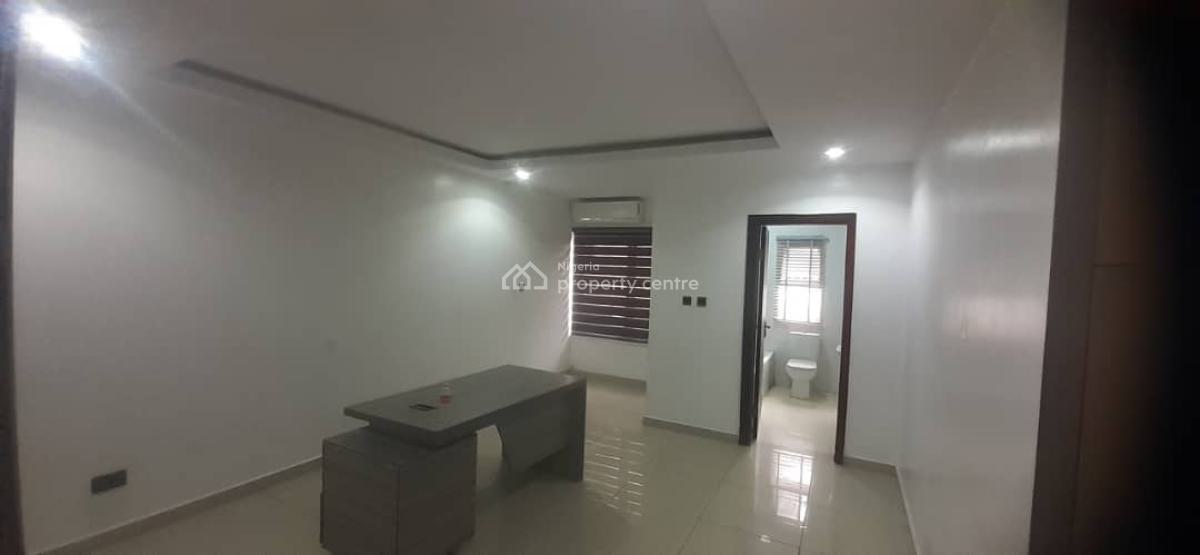 Fully Serviced 3 Bedroom Flat with Swimming Pool and Gym in Oniru, Oniru, Victoria Island (vi), Lagos, Flat / Apartment for Rent