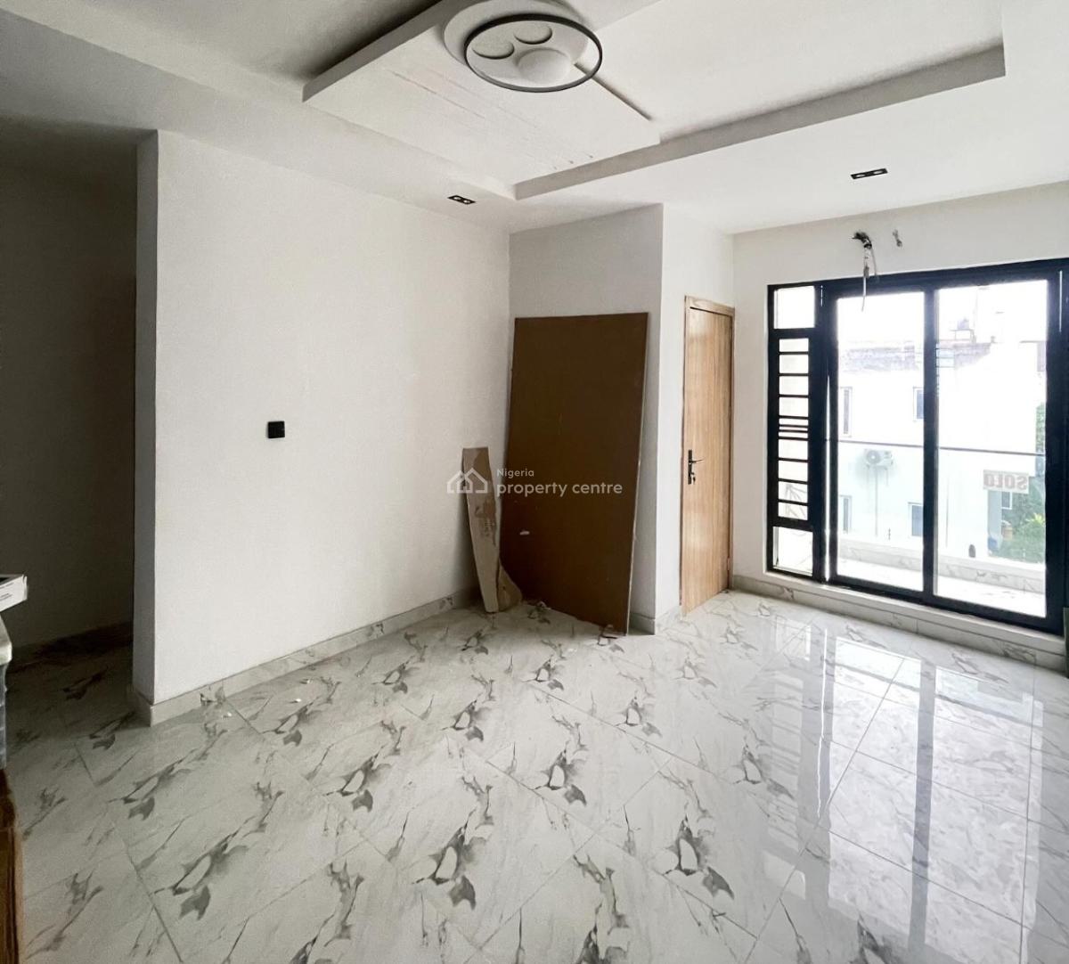 2 Bedroom Apartment (1st Floor), Orchid Road, Lekki, Lagos, Flat / Apartment for Rent