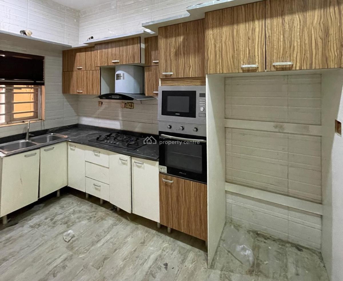4 Bedrooms Terraced Duplex, Orchid Road, Before The Roundabout, Lekki, Lagos, House for Rent