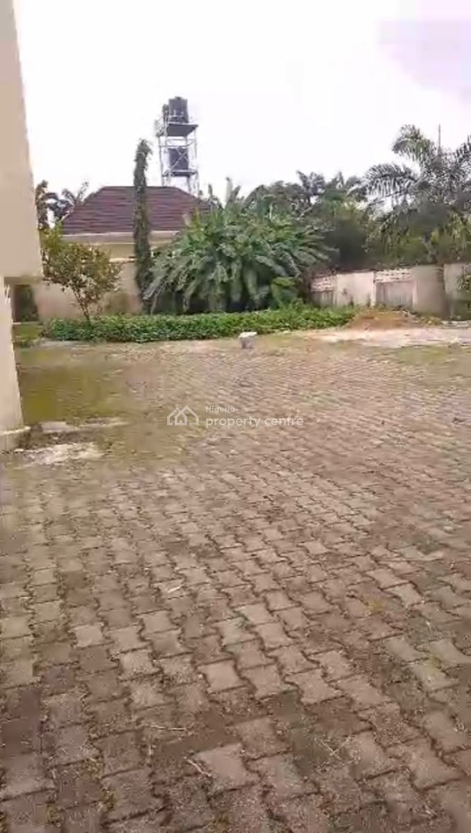 5 Bedroom Fully Detached Duplex with 2 Units of 1 Bedroom Bq, 1st Avenue, Gwarinpa, Abuja, Commercial Property for Rent