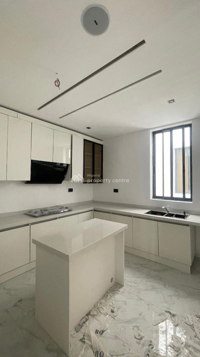 Exquisitely Detailed 3 Bedroom Penthouse with Swimming Pool, Elevator, Sky High Living 3 Bedroom Apartment in a Prime Location, Lekki Phase 1, Lekki, Lagos, Flat / Apartment for Sale