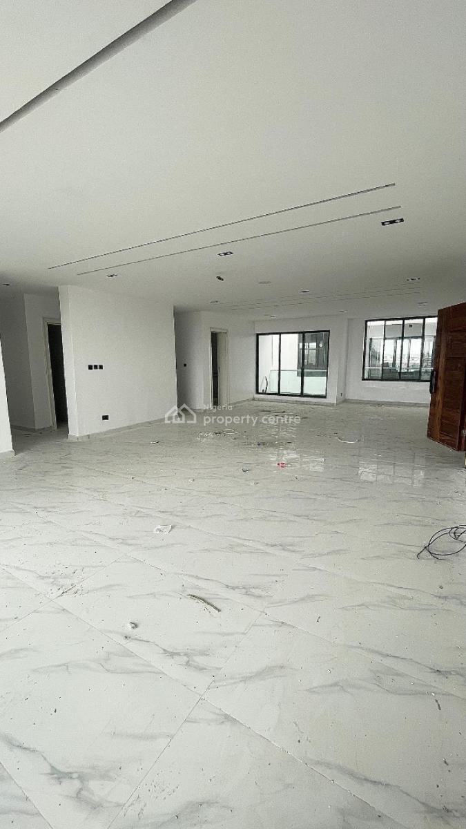 Exquisitely Detailed 3 Bedroom Penthouse with Swimming Pool, Elevator, Sky High Living 3 Bedroom Apartment in a Prime Location, Lekki Phase 1, Lekki, Lagos, Flat / Apartment for Sale