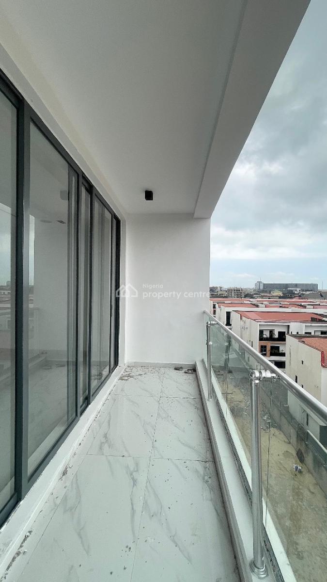 Exquisitely Detailed 3 Bedroom Penthouse with Swimming Pool, Elevator, Sky High Living 3 Bedroom Apartment in a Prime Location, Lekki Phase 1, Lekki, Lagos, Flat / Apartment for Sale