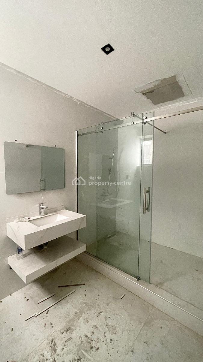Exquisitely Detailed 3 Bedroom Penthouse with Swimming Pool, Elevator, Sky High Living 3 Bedroom Apartment in a Prime Location, Lekki Phase 1, Lekki, Lagos, Flat / Apartment for Sale
