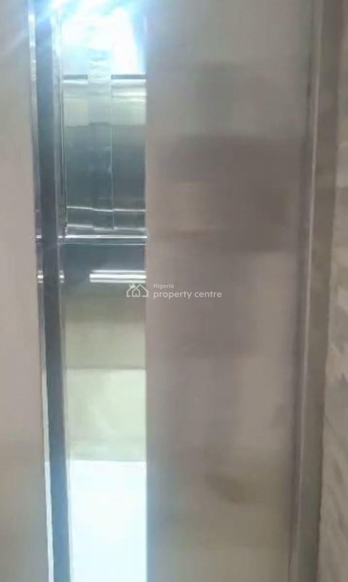 Brand New 3 Bedroom Flat + Bq, Yaba, Lagos, Flat / Apartment for Rent