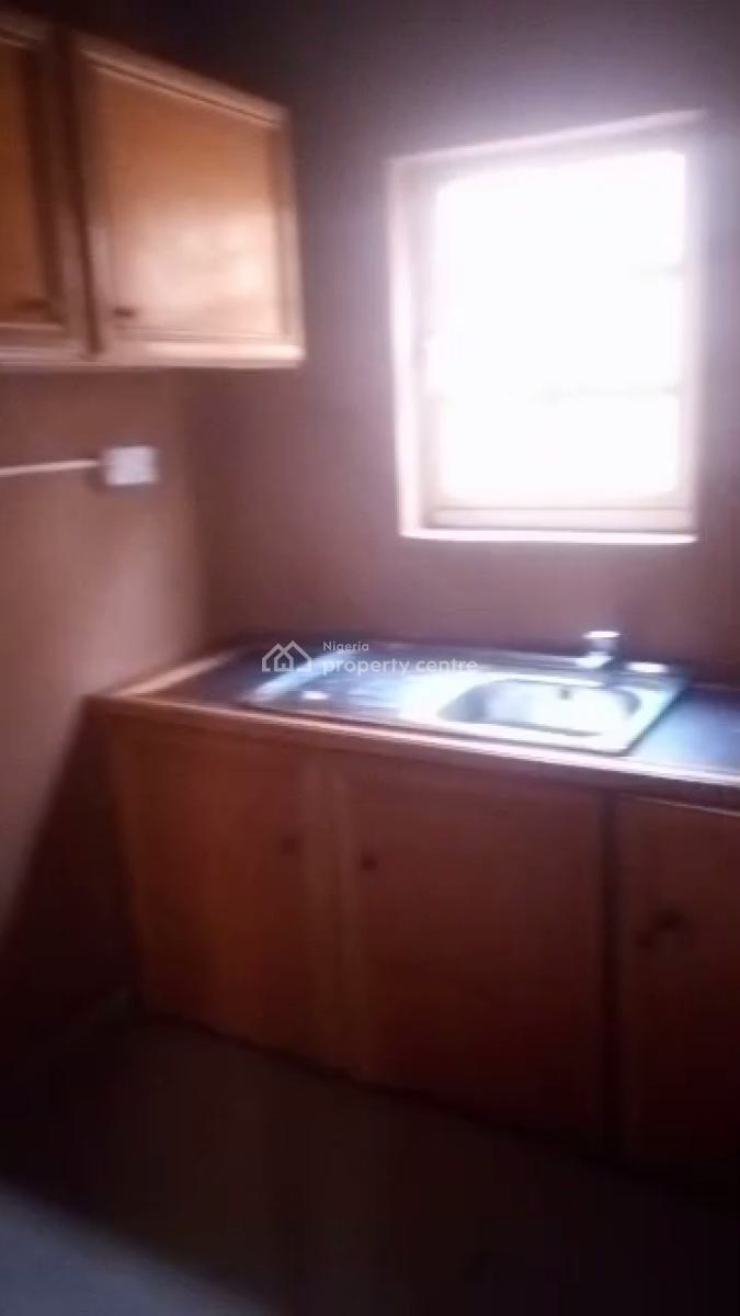 Spacious 3 Bedroom Apartment in a Gated Estate, Adeniyi Jones, Ikeja, Lagos, Flat / Apartment for Rent