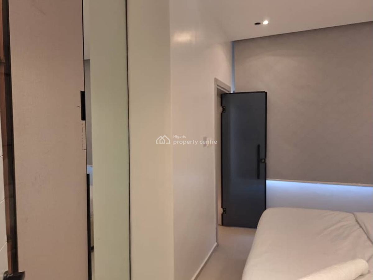 Waterfront Furnished 3-bedroom Penthouse Apartment, Banana Island, Ikoyi, Lagos, Flat / Apartment for Rent