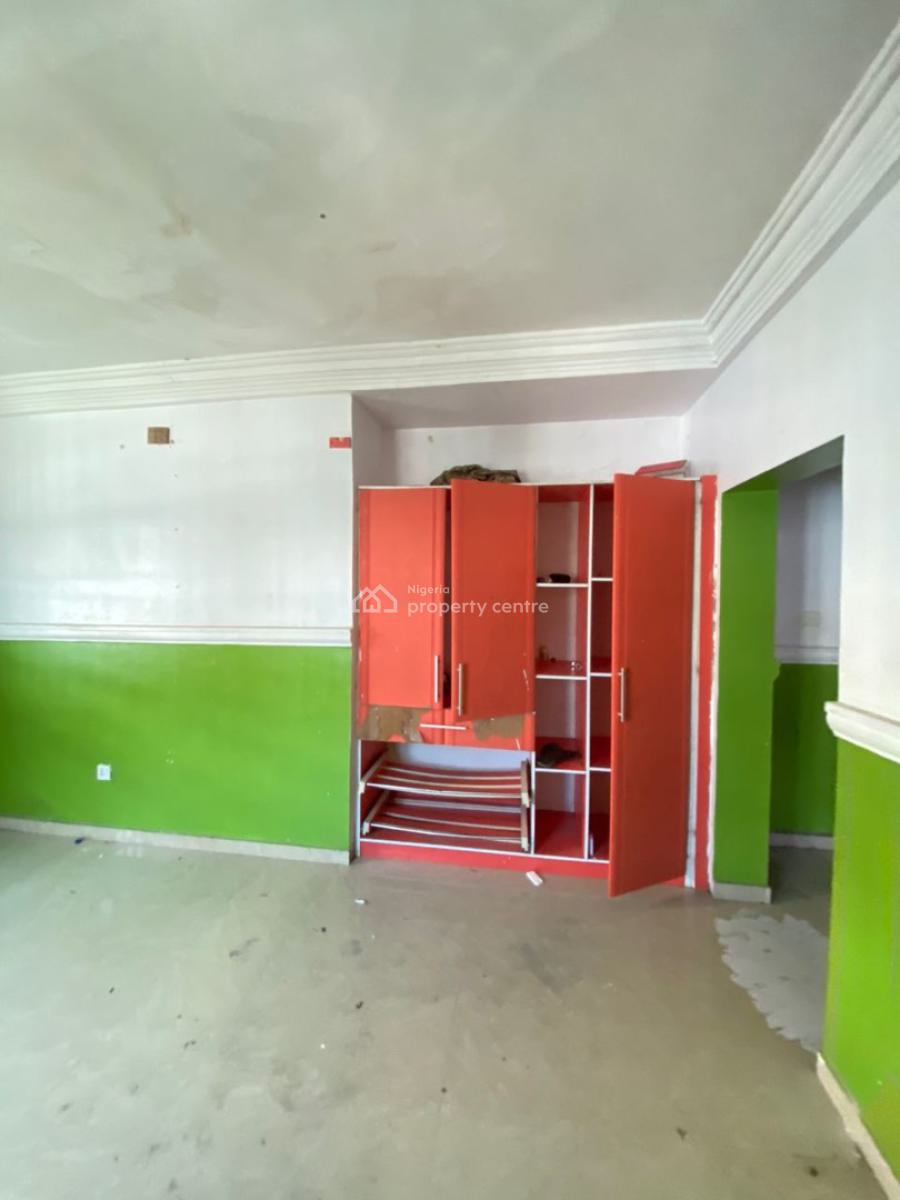 Spacious Self Contained with Shared Kitchen, in an Estate, Ikota, Lekki, Lagos, Self Contain (single Rooms) for Rent