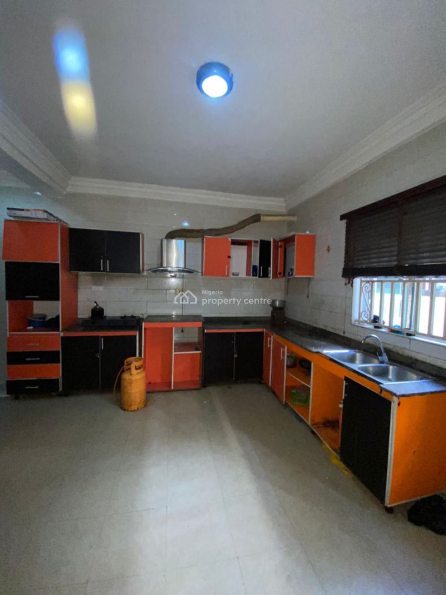 Spacious Self Contained with Shared Kitchen, in an Estate, Ikota, Lekki, Lagos, Self Contain (single Rooms) for Rent